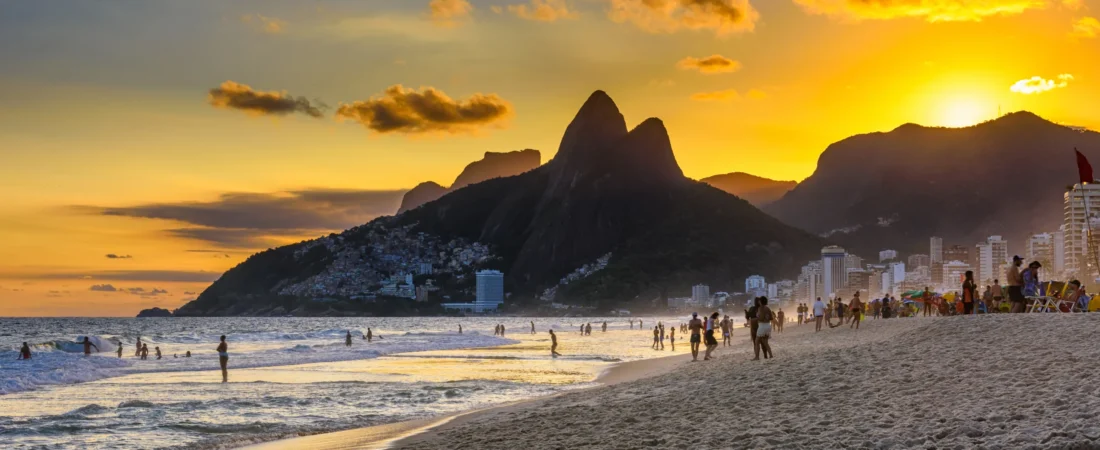 Praia do Leblon: O Melhor Lugar Para Encerrar um Dia Perfeito no Rio